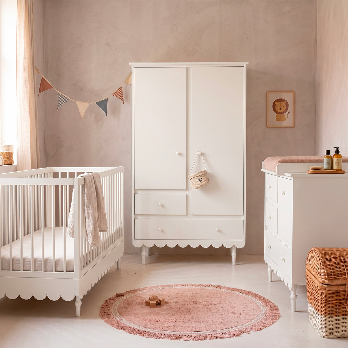 Armoire 2 portes 2 tiroirs Wood Luck Babushka Blanc