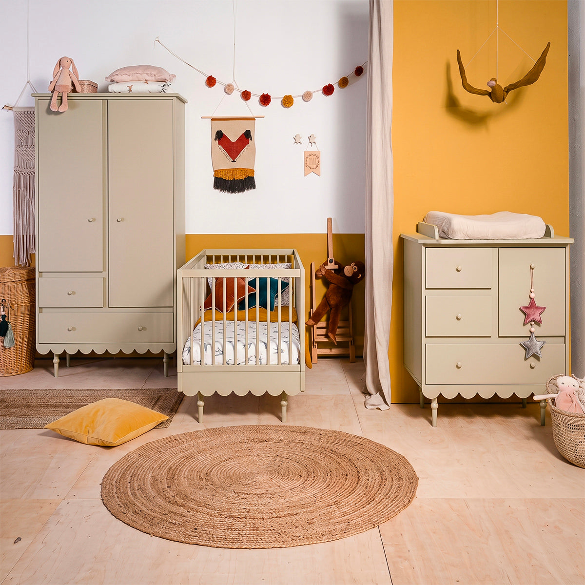 Commode 3 tiroirs et armoire 2 portes Wood Luck Babushka Olive