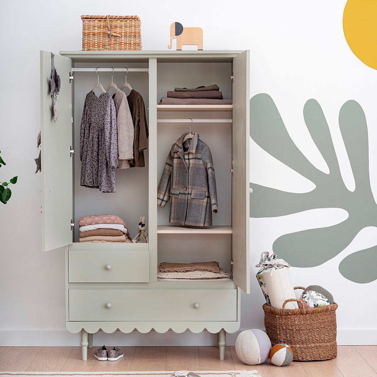 Chambre complète lit évolutif 70x140 commode à langer et armoire 2 portes Wood Luck Babushka Olive - vue 9