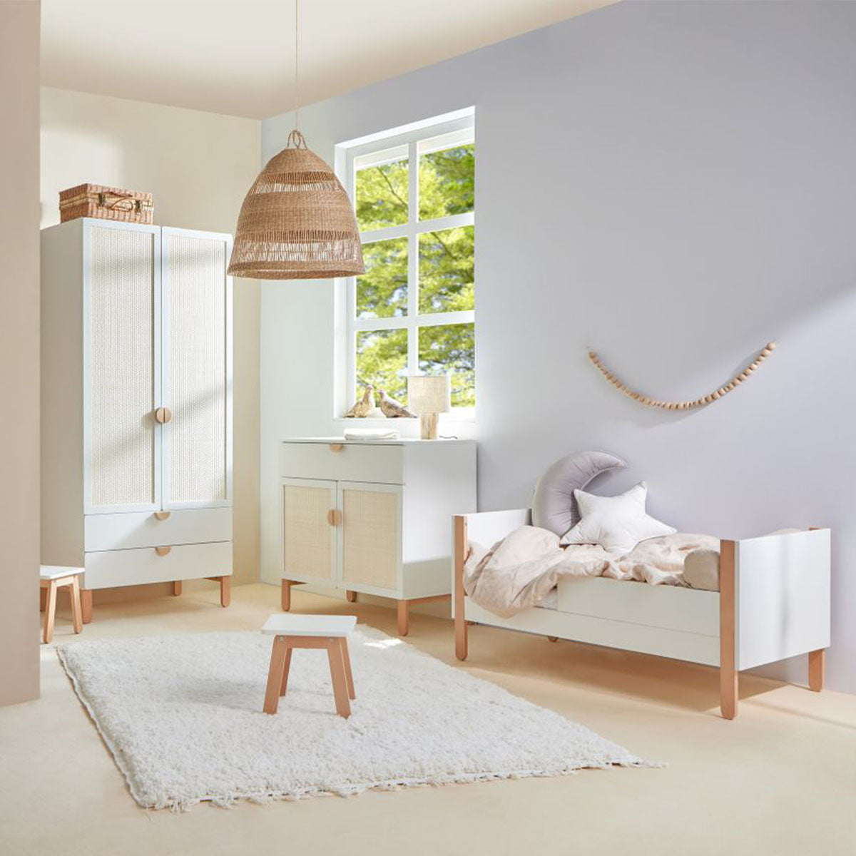 Chambre complète lit bébé 60x120 commode à langer et armoire 2 portes Bellamy Laurie Blanc et bois - vue 8