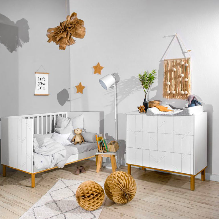 Lit évolutif 70x140 et commode 3 tiroirs Bellamy Toteme Botanic Blanc et bois - vue 8