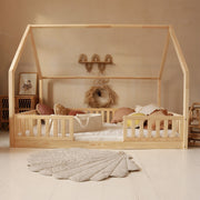 Lit cabane 140x200 barrières et sommier inclus pieds 1 cm Daisy Bois