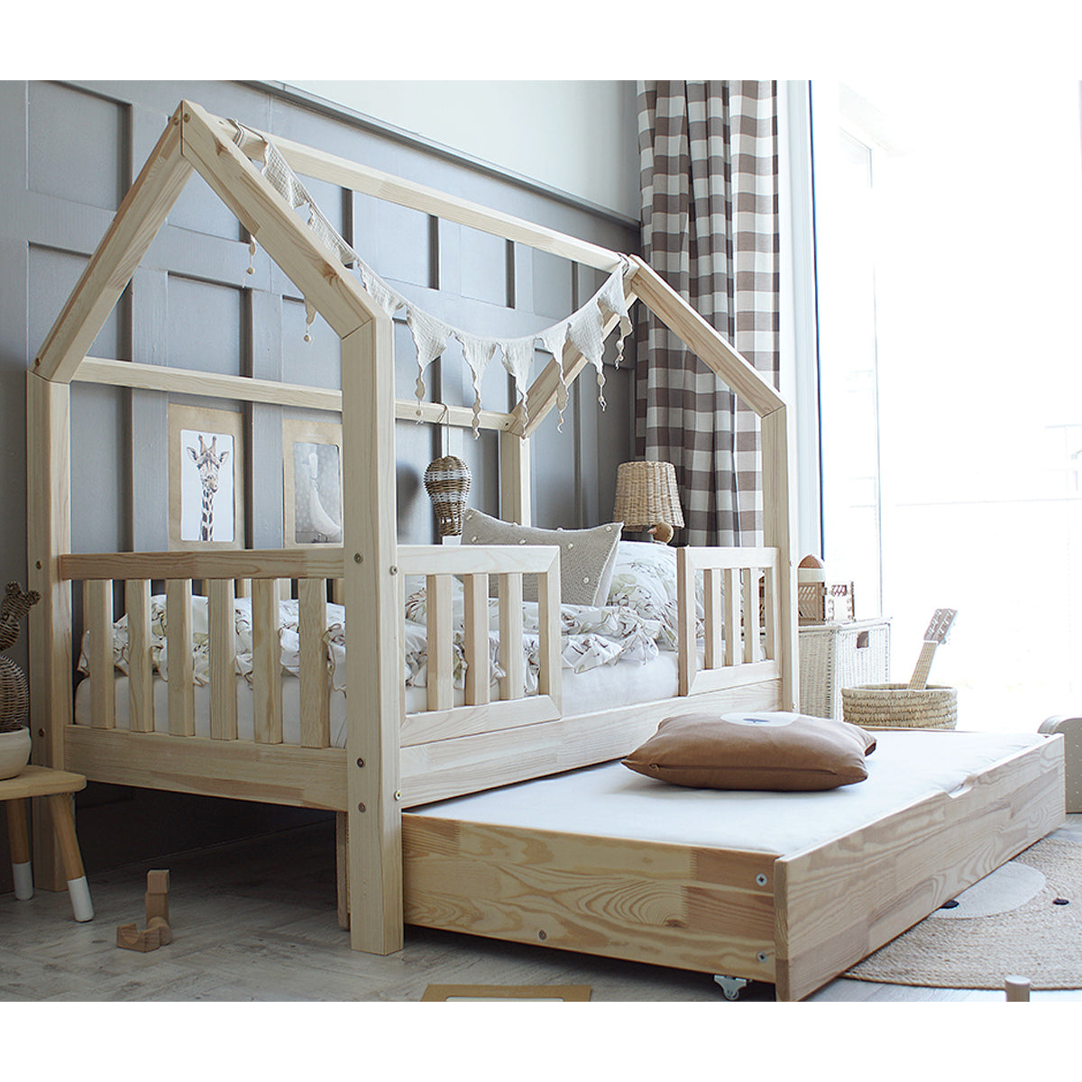 Lit cabane 90x190 barrières sommier et tiroir inclus Daisy Bois - vue 5