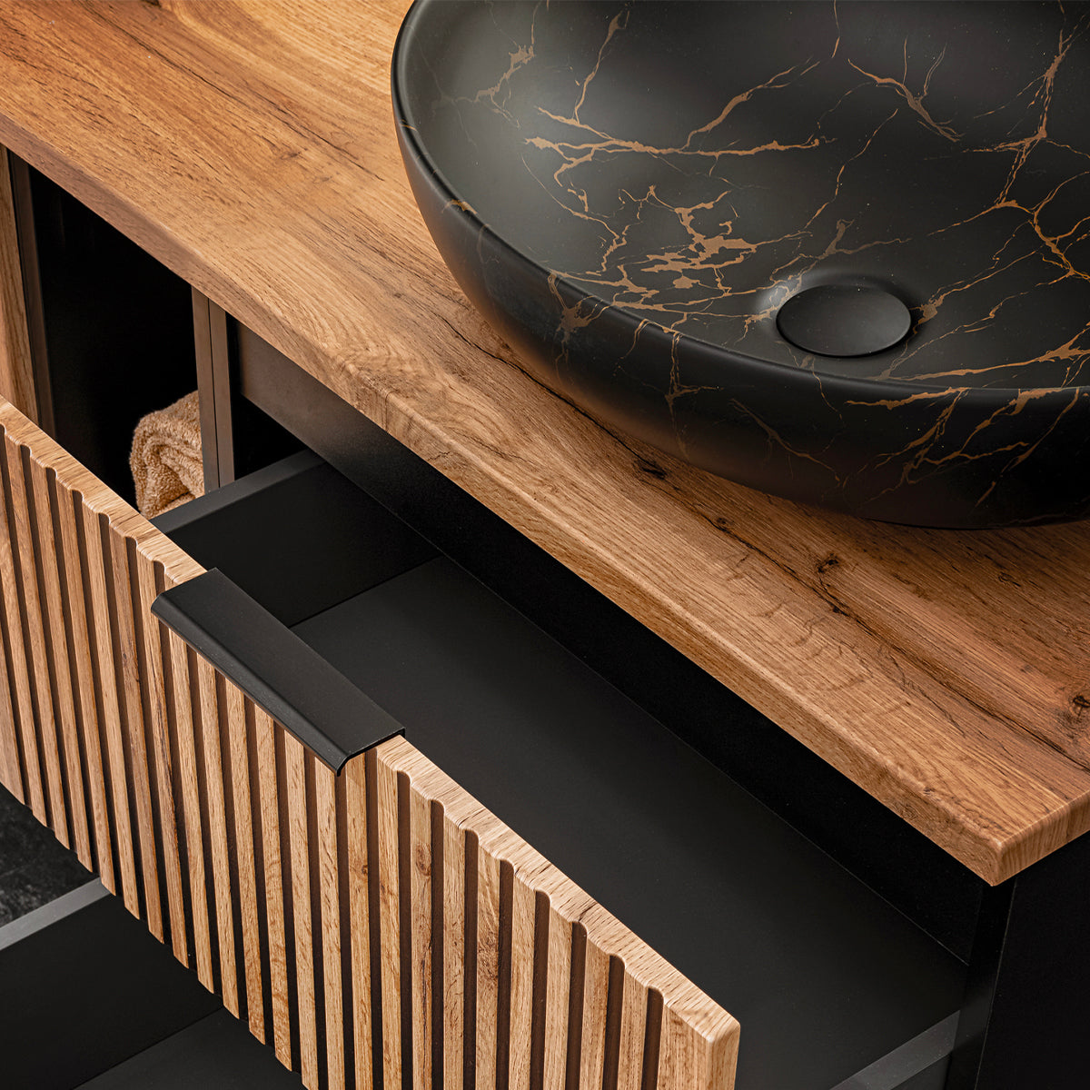 Ensemble meuble double vasque 140cm 2 niches colonne et 3 armoires murales Gaia Bois et Noir - Vasque Noir - vue 10