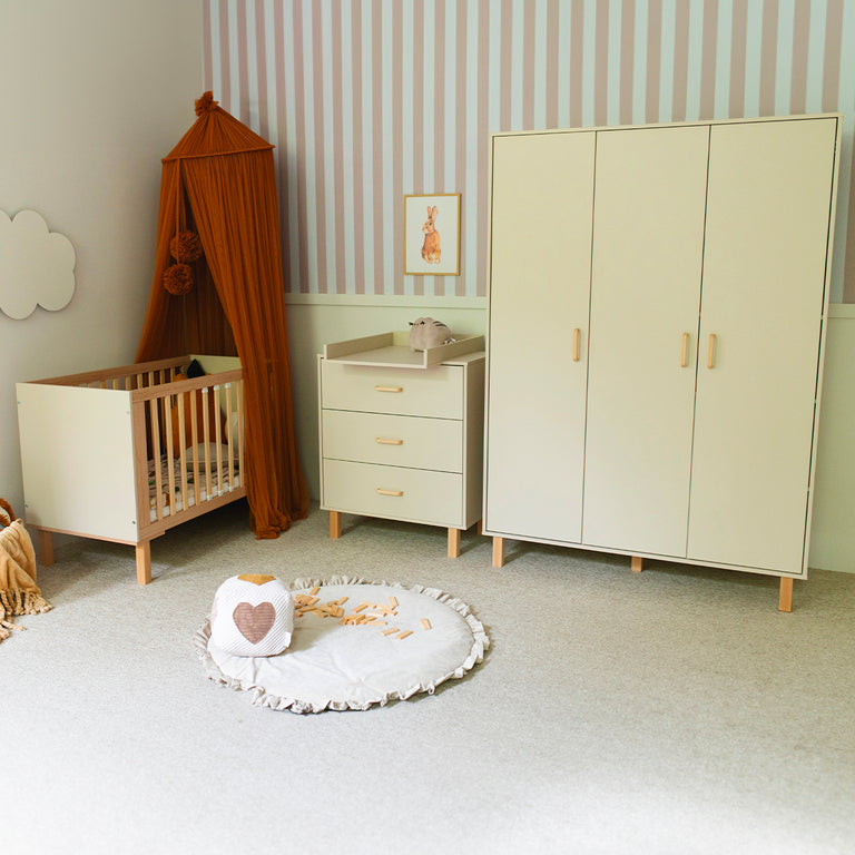 Lit évolutif 60x120 et commode 3 tiroirs Littlesky by Klups Laura Champagne et Bois - vue 5