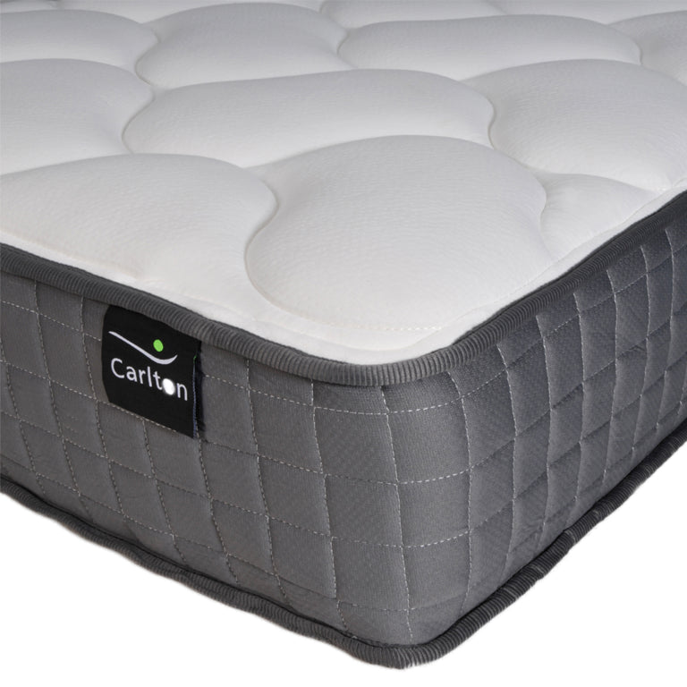 Matelas pour lit 140x200 ressorts et mémoire de forme