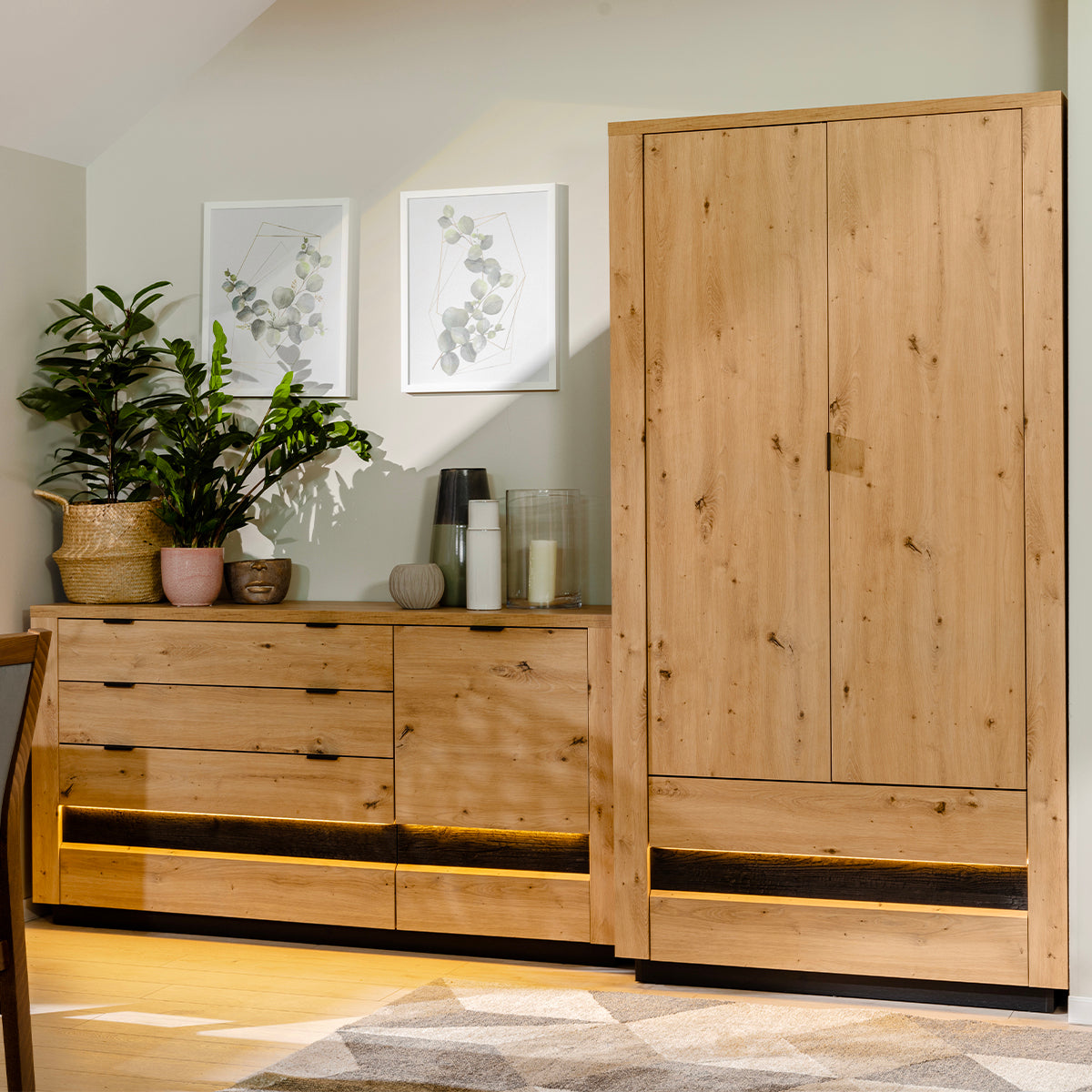 Armoire 2 portes 2 tiroirs avec LED Glenn Bois et Noir - vue 7