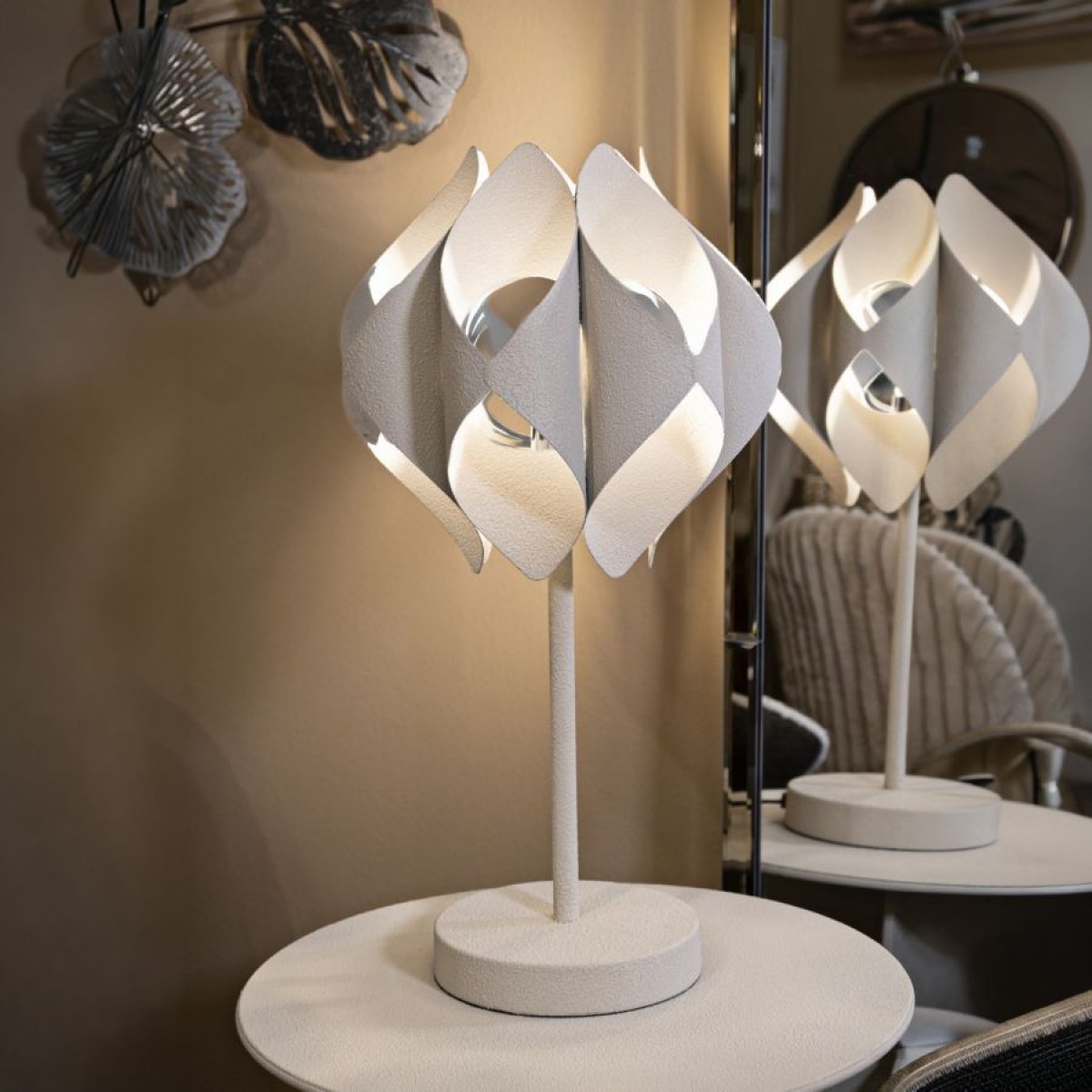 Lampe à poser abat-jour organique en métal 57 cm Galia Crème