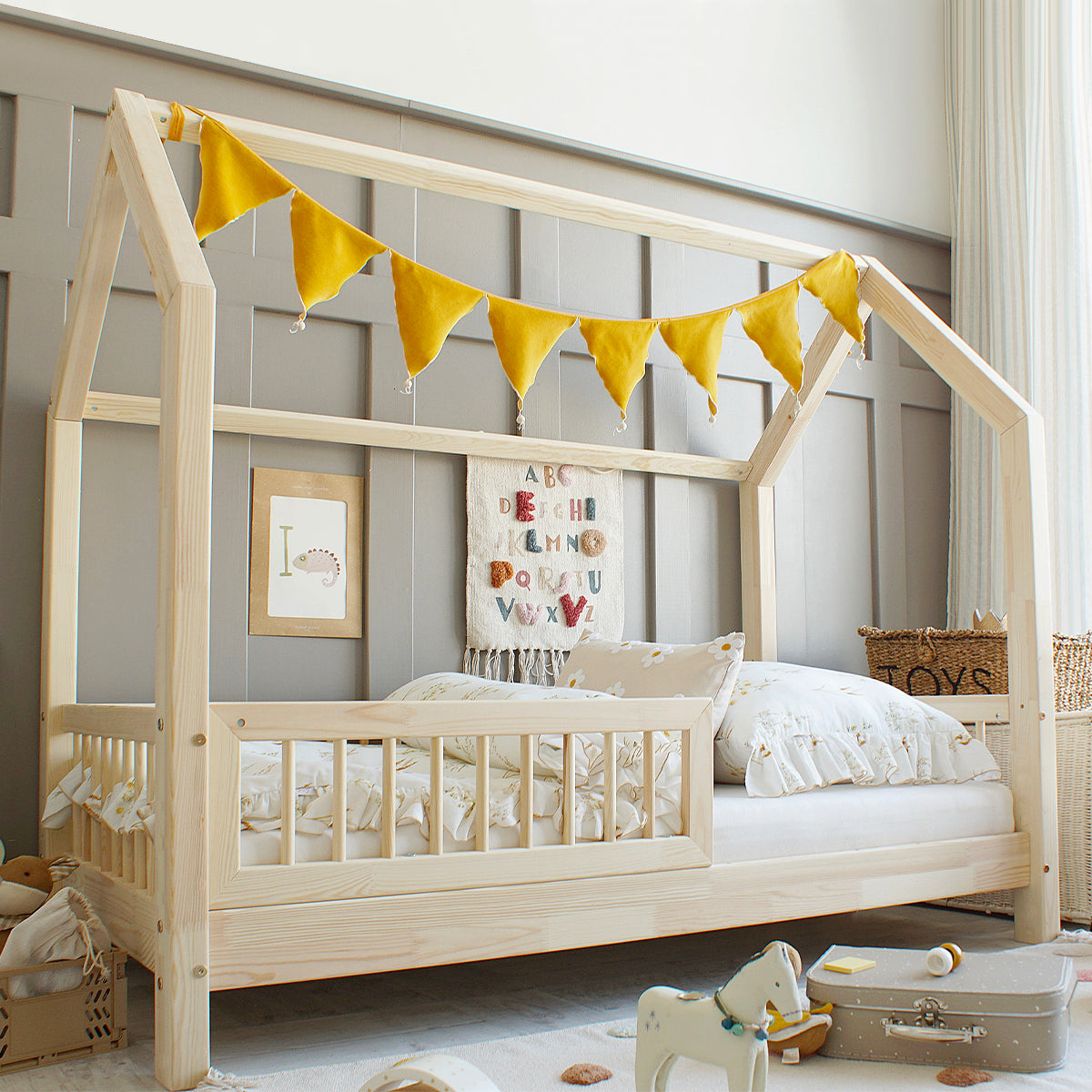 Lit cabane 90x190 barrière et sommier inclus pieds 10 cm Sofia Bois - vue 4