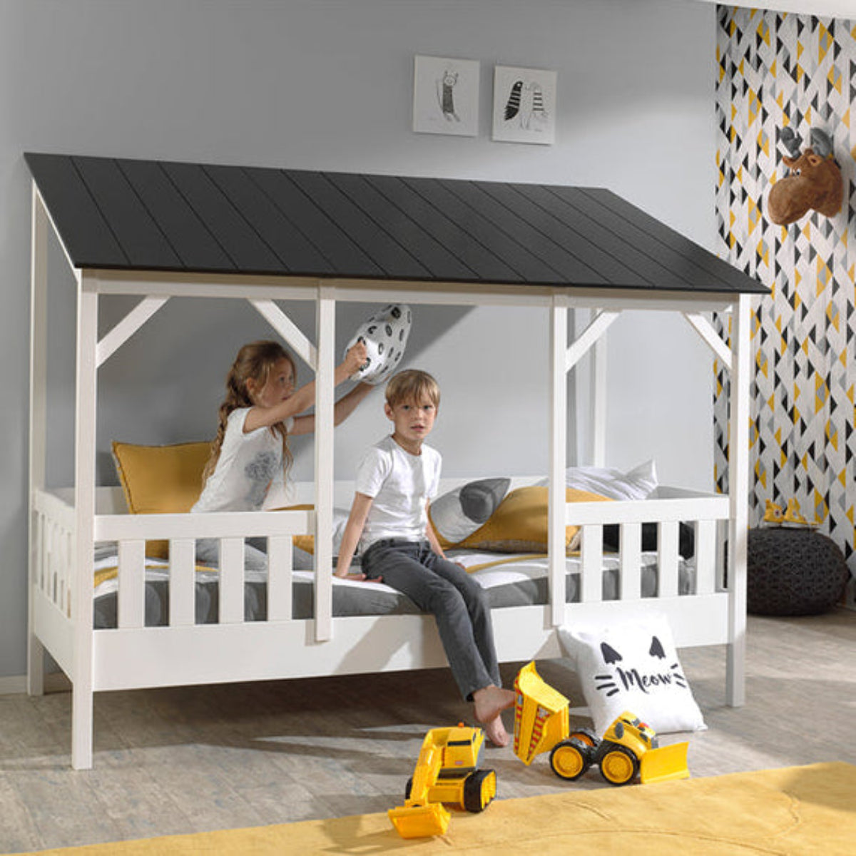 Lit Cabane 90x200 Sommier inclus Vipack HouseBed - Blanc et Noir - vue 3
