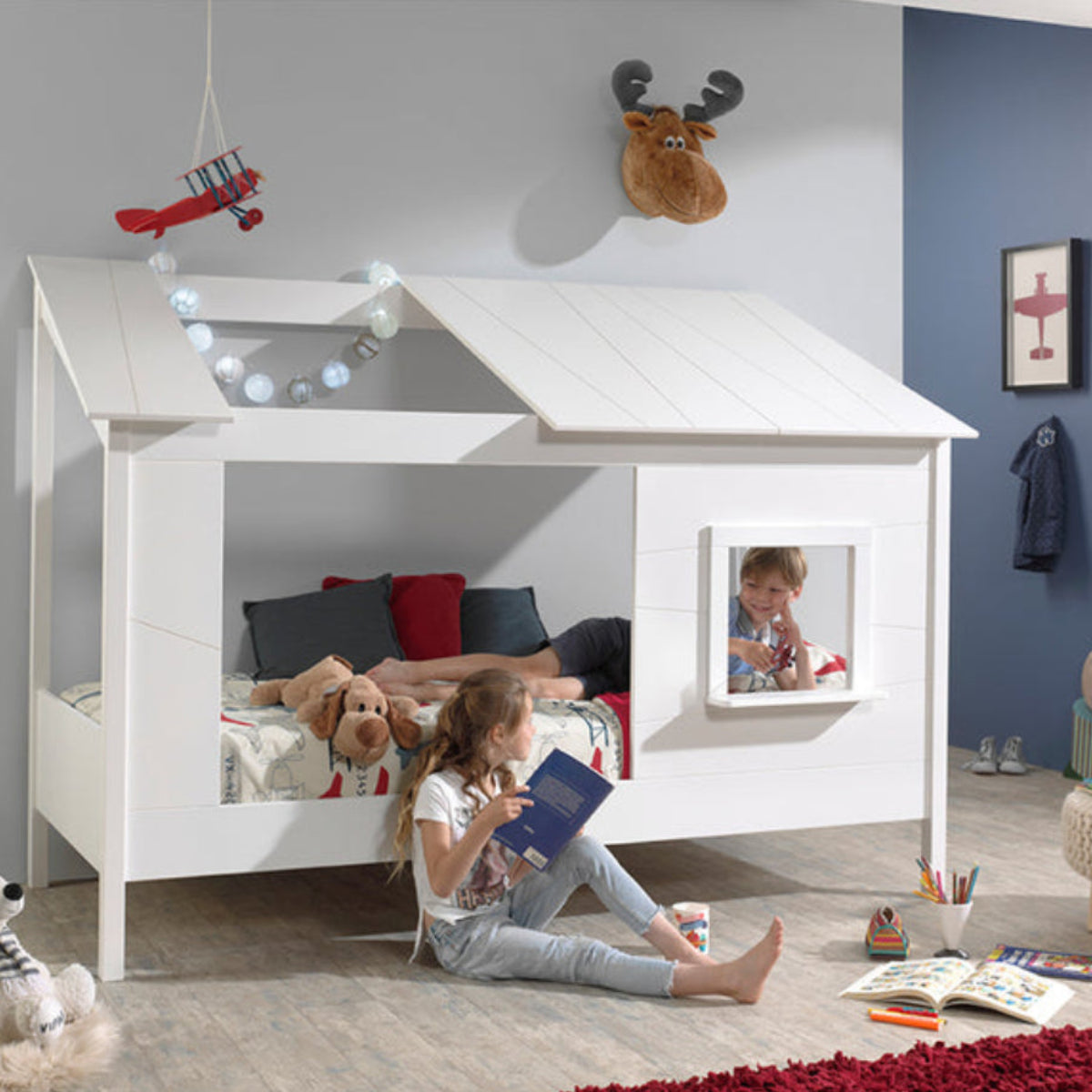 Lit Cabane 90x200 toit semi-ouvert et fenêtre Sommier inclus Vipack HouseBed - Blanc - vue 4